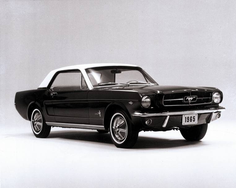 La prima Mustang presentata nel 1964. Ap